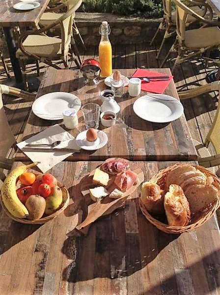 L'Auberge De Montpezat Dış mekan fotoğraf