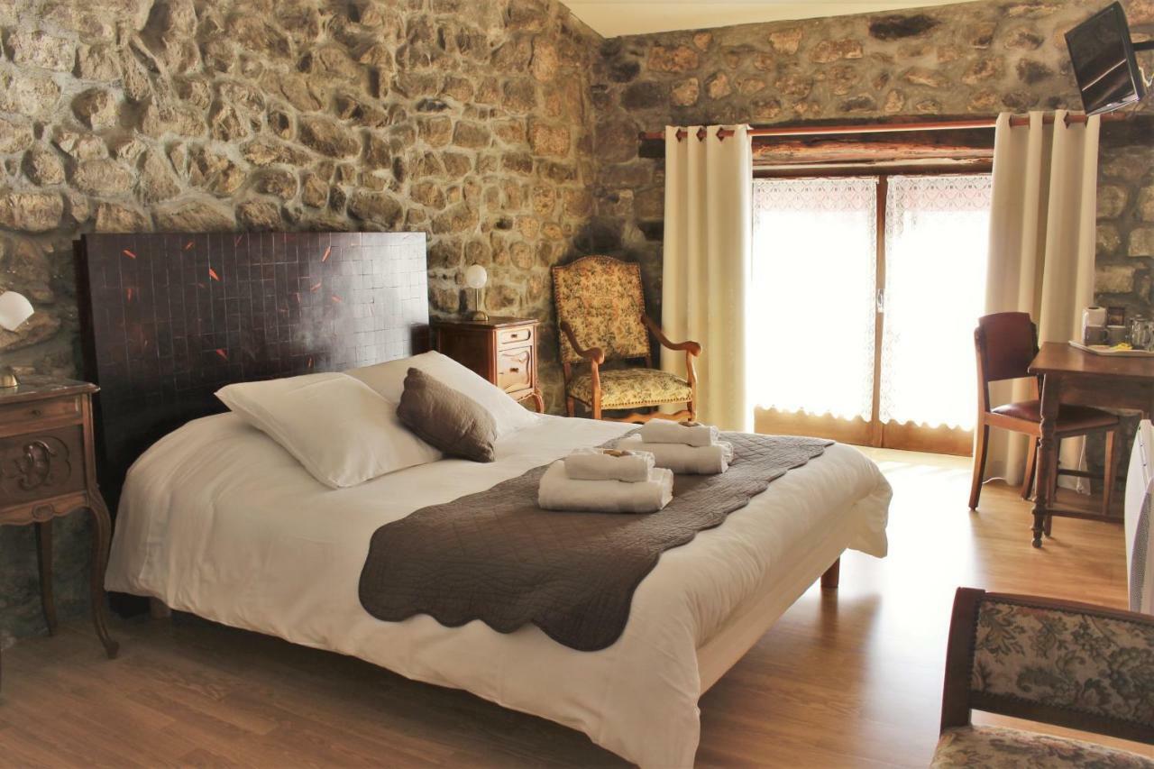 L'Auberge De Montpezat Dış mekan fotoğraf